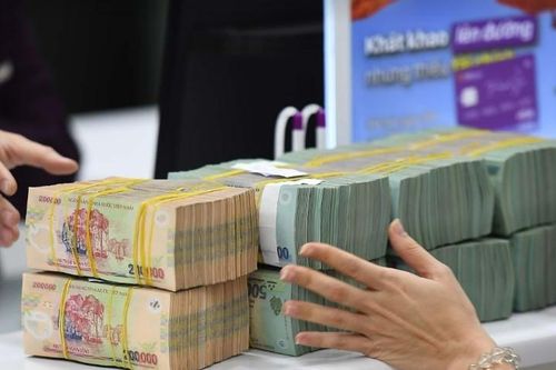 Em gái chủ tịch công ty thép muốn bán sạch cổ phiếu, thu về chục tỷ