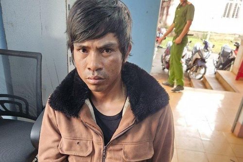 Bắt đối tượng chém bạn nhậu trọng thương do không tìm thấy điện thoại