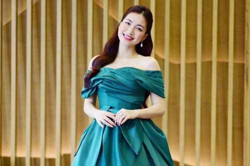 Hòa Minzy muốn được cầu hôn?
