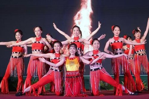 Nữ quân y duyên dáng đua tài cán bộ hội phụ nữ giỏi