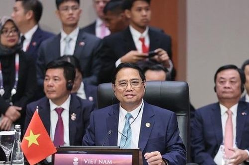 Thủ tướng kêu gọi đẩy mạnh liên kết kinh tế ASEAN