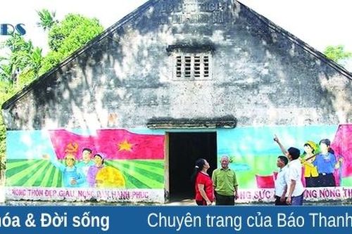 Về đình làng Hồ