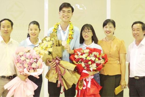Giáo dục mũi nhọn: Khát vọng để vươn cao - Kỳ 2: Đầu tư cho tương lai
