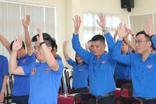 Trang bị kỹ năng công tác đoàn và phong trào thanh niên