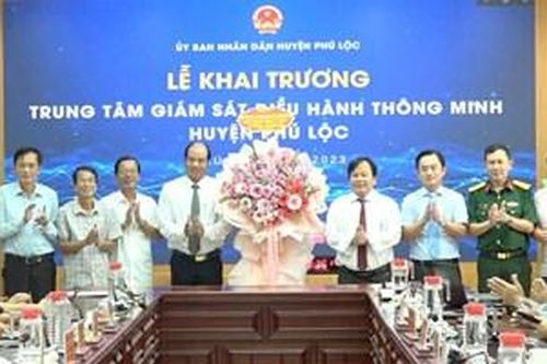 Khai trương Trung tâm Giám sát, điều hành thông minh huyện Phú Lộc