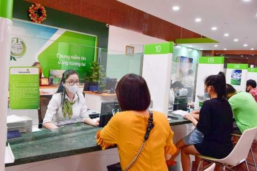 Ngân hàng phải 'chữa bệnh thừa tiền'