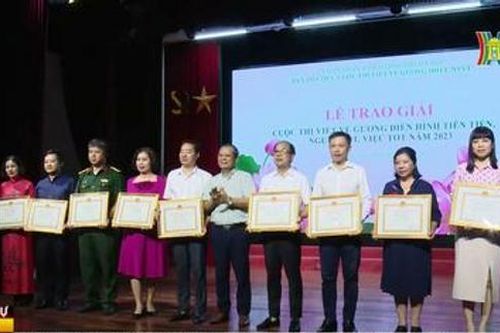 Đài Hà Nội đoạt giải nhất cuộc thi viết về gương NTVT