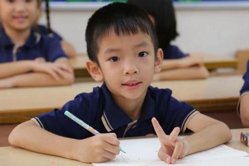 Thành phố Hồ Chí Minh: Công khai các khoản thu bằng văn bản, giáo viên không trực tiếp thu chi