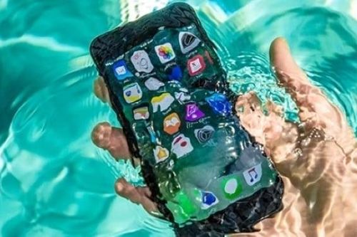Điện thoại dính nước phải làm thế nào?