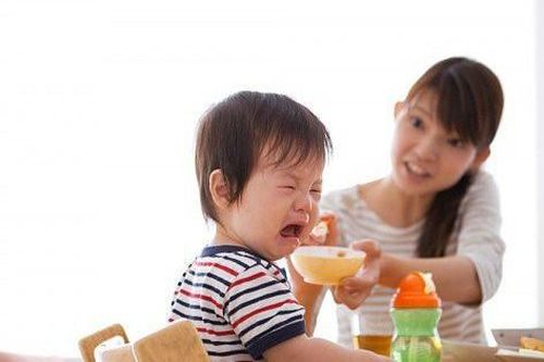 Khắc phục nguyên nhân trẻ hấp thụ kém