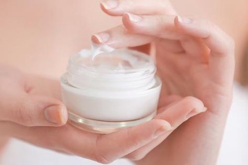 Kem dưỡng da ngày và đêm, sử dụng thế nào cho hiệu quả?