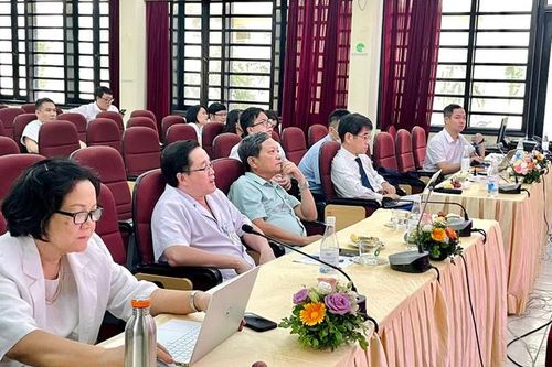 Phẫu thuật nội soi tạo hình khí, phế quản cho người bệnh ung thư phổi phức tạp
