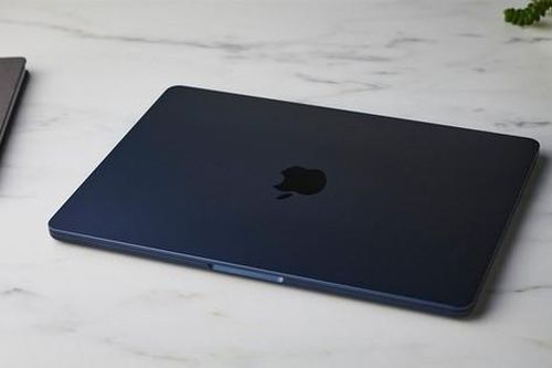 Lộ bằng chứng cho thấy iPhone và MacBook màu đen nhám mới sắp xuất hiện
