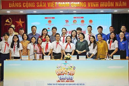 Lần đầu tiên tổ chức phiên họp toàn thể giả định 'Quốc hội trẻ em'