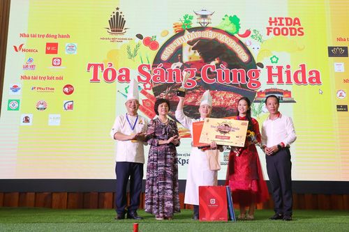 Góp phần truyền lửa tình yêu ẩm thực Việt