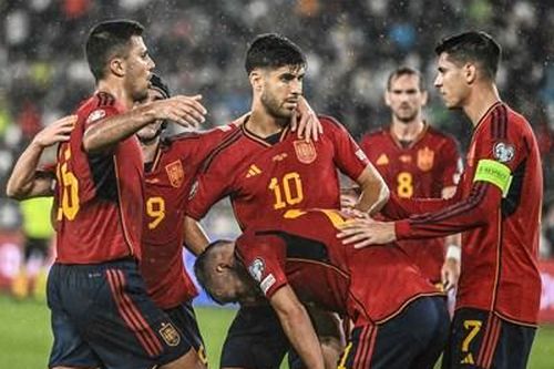 Kết quả bóng đá hôm nay (9-9): Sôi động vòng loại Euro 2024, Brazil xuất quân vòng loại World Cup 2026