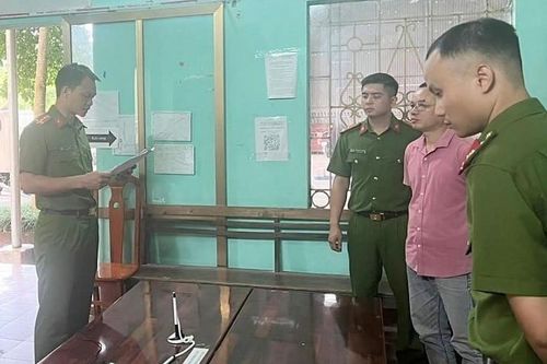 Bắt giam nguyên kế toán UBND xã lập khống hồ sơ để rút ngân sách tại Tuyên Quang