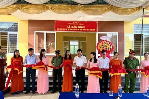 Thừa Thiên Huế khánh thành nhiều trụ sở Công an xã