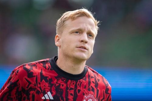 Man Utd chờ đợi các CLB Thổ Nhĩ Kỳ cho thương vụ chuyển nhượng Donny Van De Beek