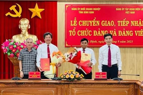 Đảng bộ EVNGENCO2 tiếp nhận thêm 2 tổ chức cơ sở Đảng
