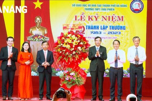 Kỷ niệm 60 năm thành lập Trường THPT Thái Phiên