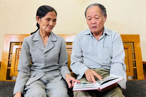 Những chuyến cõng hàng về căn cứ