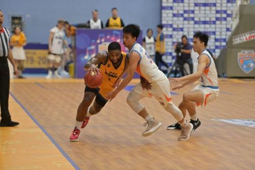 VBA 2023: Vượt qua Hanoi Buffaloes, Nha Trang Dolphins đứng trước cơ hội vào chơi chung kết