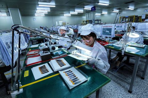 Doanh nghiệp đang tăng nhập khẩu nguyên liệu phục vụ sản xuất