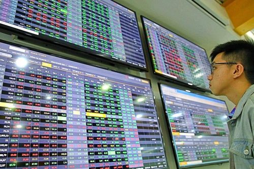 Gần 500.000 tỷ tiết kiệm sắp đáo hạn – Liệu dòng tiền có chảy vào thị trường chứng khoán?