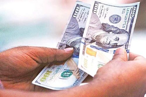 Reuters: Đồng USD sẽ tiếp tục tăng vào cuối năm nay