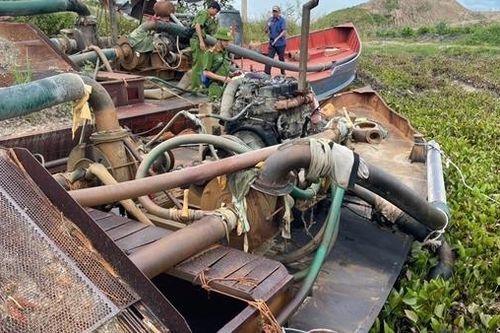 Xử lý dứt điểm việc khai thác khoáng sản trái phép ở hồ Biển Lạc và sông La Ngà