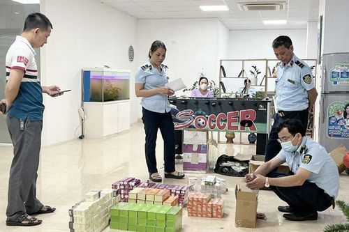 'Vòi bạch tuộc' vẫn len lỏi