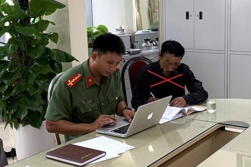 Xúc phạm vu vạ công an trên Facebook, người đàn ông bị phạt 5 triệu đồng