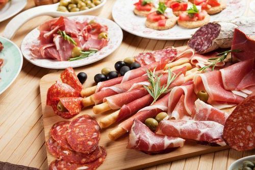7 loại thực phẩm cần tránh để giữ cho cơ bắp khỏe mạnh