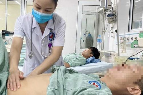 Cứu sống người đàn ông bị tắc ruột, viêm ruột hoại tử do nghiện rượu