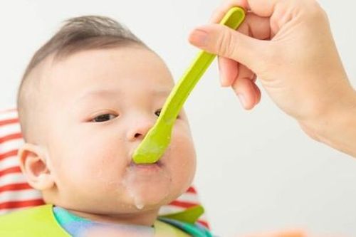 Dinh dưỡng cho từng giai đoạn phát triển của trẻ