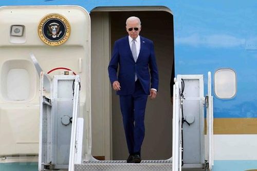 Những hình ảnh đầu tiên của Tổng thống Hoa Kỳ Joe Biden tại Hà Nội