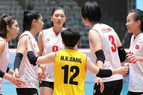 Ngôi sao bóng chuyền nữ Việt Nam lại khiến người hâm mộ bất ngờ, ai cũng khen ngợi và chúc mừng