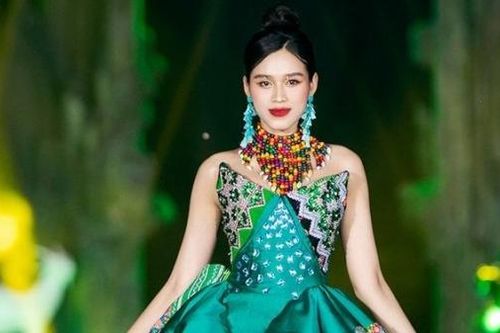 Hoa hậu Đỗ Thị Hà, Lê Hoàng Phương... đọ sắc tại sự kiện thời trang