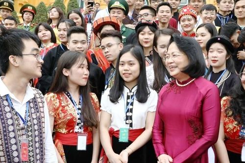 Giáo dục đạo đức, lối sống cho thanh, thiếu niên: Trách nhiệm thuộc về ai?