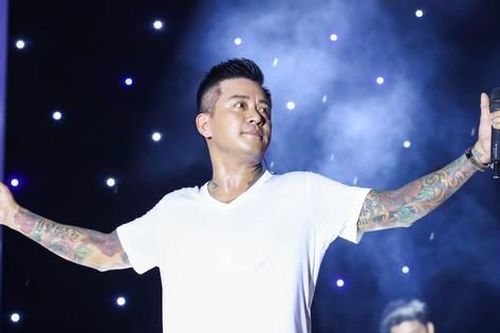 Tuấn Hưng thông báo diễn tại sự kiện thể thao lớn nhất nước Mỹ