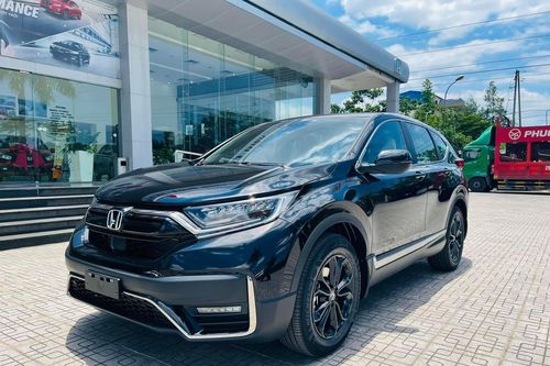 Ô tô SUV 'rớt giá' không phanh cuối tháng Ngâu