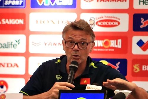 HLV Philippe Troussier: Văn Quyết nằm trong tính toán của tôi