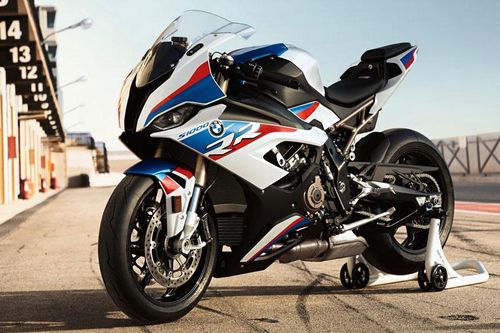 Bảng giá xe máy BMW tháng 9/2023