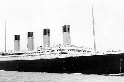 Cuốn sách tiên đoán về vụ chìm tàu Titanic trước 14 năm