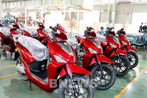 Thị trường xe máy ế ẩm trong tháng 'Ngâu', doanh số năm khó bứt tốc