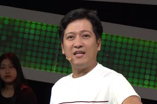 Câu đố Tiếng Việt: 'Để nguyên con vật to lớn, thêm huyền còn mỗi mũi với môi', là từ gì?