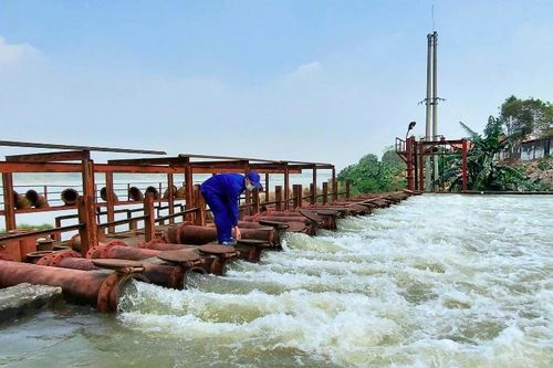 EVN chủ động chuẩn bị cấp nước cho vụ Đông Xuân 2023- 2024