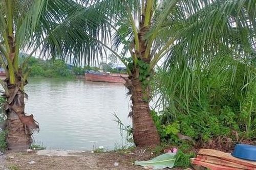 2 học sinh tử vong thương tâm trên sông Kinh Thầy