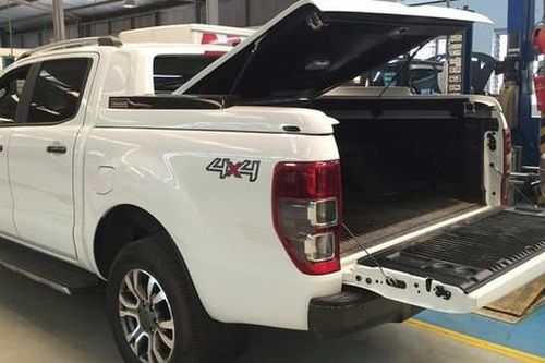 Lệ phí cấp mới giấy đăng ký và biển số xe bán tải tăng 40 lần từ 22/10